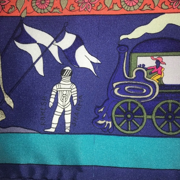 •SOLD” Hermès Scarf “Les Fantasies Indiennes” In blues - Picture 8 of 8
